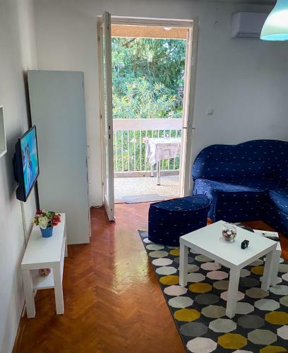 Vemi Apartment