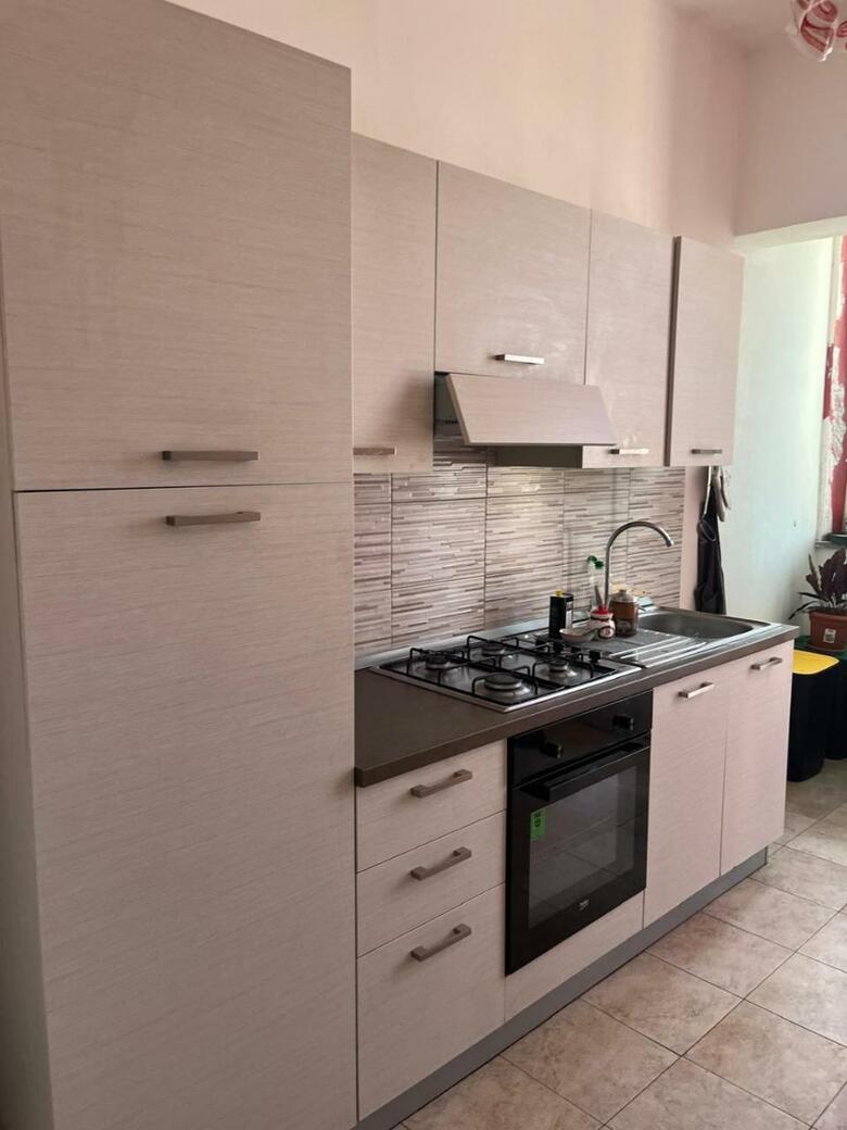 Hostal Incantevole E Spaziosa Camera In Centro
