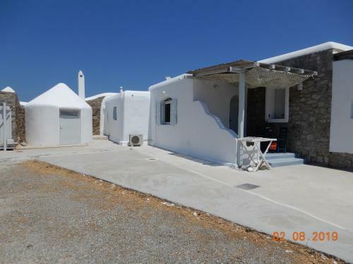 Feroniki Mykonos