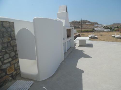 Feroniki Mykonos