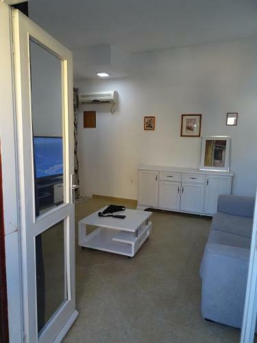 Apartment Hypnos Petrovac