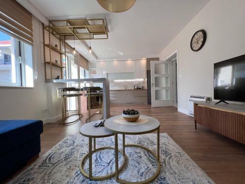 Glam Apartment 1br/tivat/a Step From The Beach