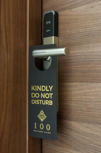 Hostal 100 Boutique Living