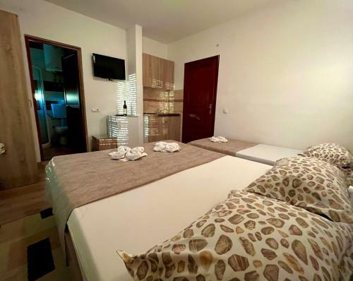 Apartments Dielli