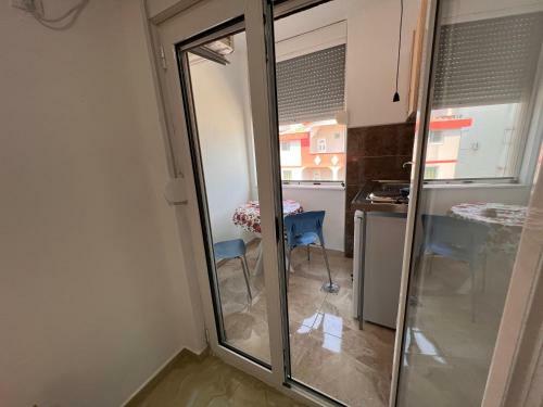 Brona Apartments