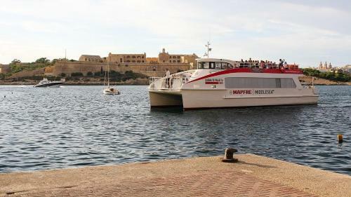 Splendid 2br Apartment In Central St Julians