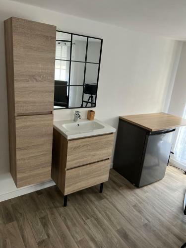 Hostal Room In Guest Room - Comfortable Room 35m2