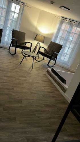 Hostal Room In Guest Room - Comfortable Room 35m2