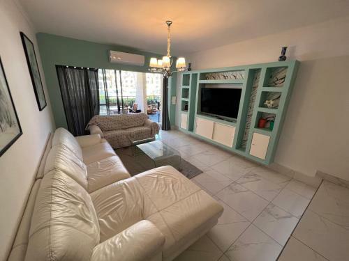 Sea & Marina View Apartment In Portomaso