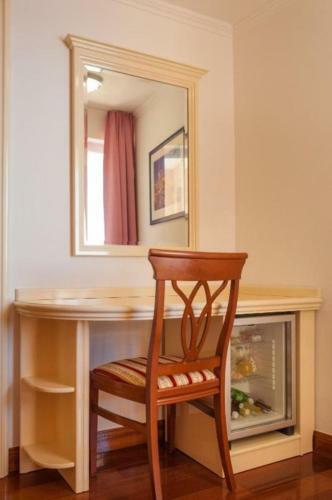 Hostal Apartments And Rooms Beachfront Luxury Condos