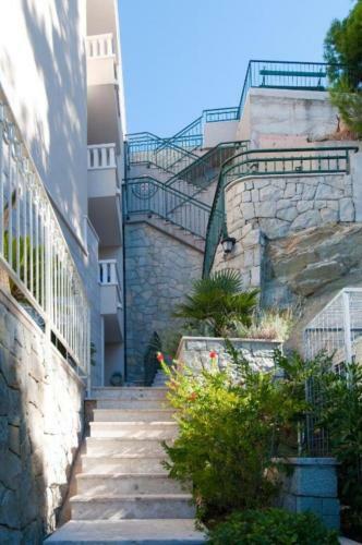 Hostal Apartments And Rooms Beachfront Luxury Condos