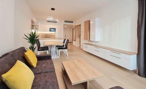 New Modern 2 Rooms Apartment In Bratislava
