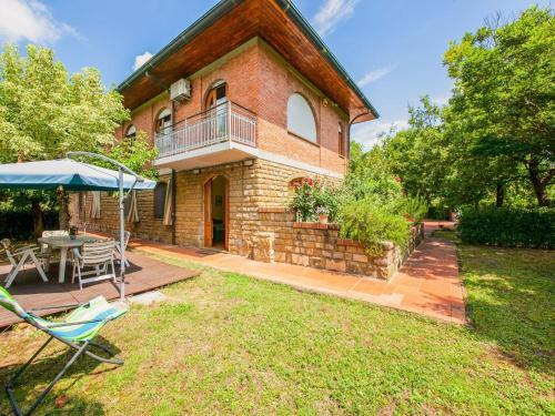Apartamento Splendid Holiday Home In Altopascio Near Beach