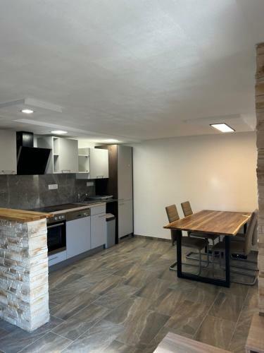 Apartma Ro?ica