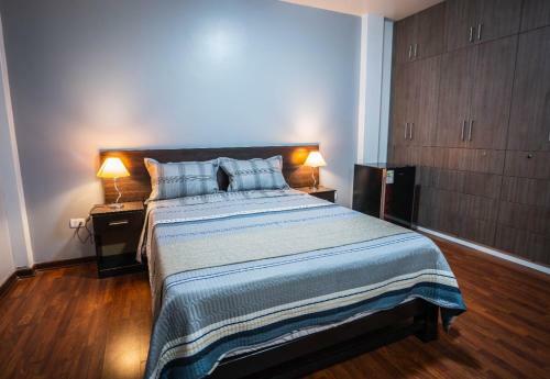Hotel Huayas