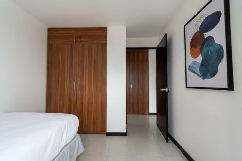 Apartamento Completo En Zona 7 Con Parqueo Incluido