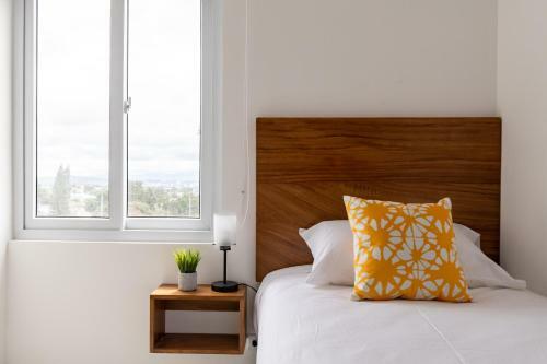 Apartamento Completo En Zona 7 Con Parqueo Incluido