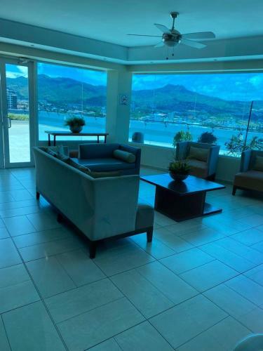 One-bedroom Apartment Atenea