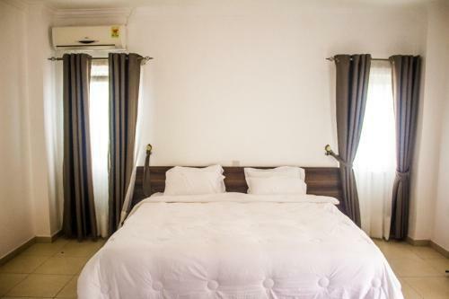 Bed & Breakfast Ebs Legends Luxurious