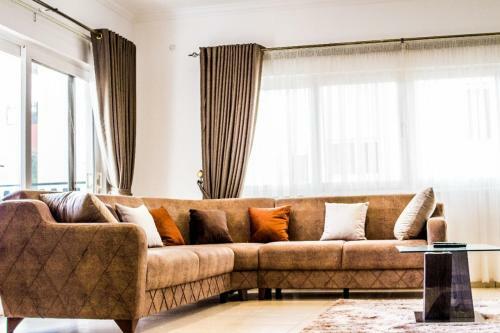 Bed & Breakfast Ebs Legends Luxurious