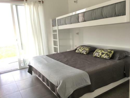 Apartamento Concrete Escape Spacious 5br Residence In Paracas