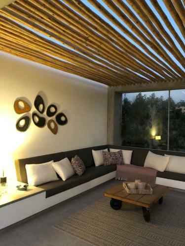 Apartamento Concrete Escape Spacious 5br Residence In Paracas