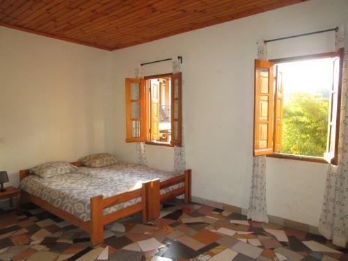 Hostal Meva Guesthouse