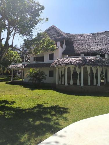 Apartamento Mwangaza House