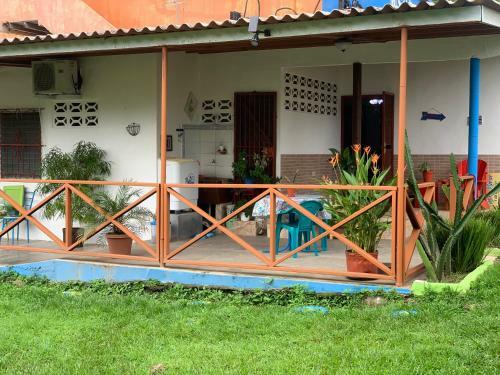 Casa Mara Hostal Farall�n