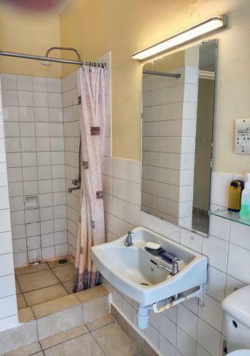 Doreen Beach Apartment