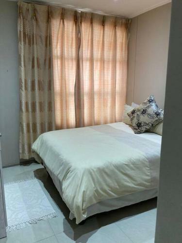 Lovely 3 Bedroom Apartment With Sea View