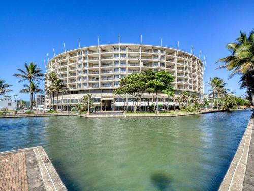 Lovely 2 Bedroom 2 Bathroom Seaview Apartment C409