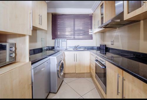 Lovely 2 Bedroom 2 Bathroom Seaview Apartment C409