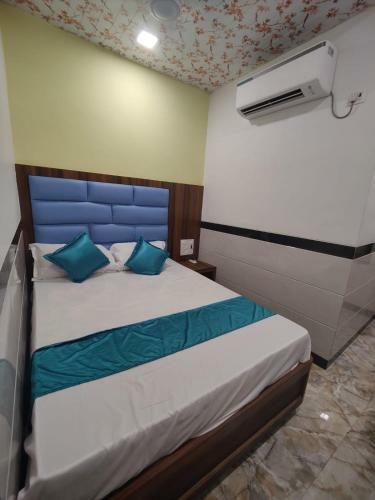 Hotel Tip Top Residency