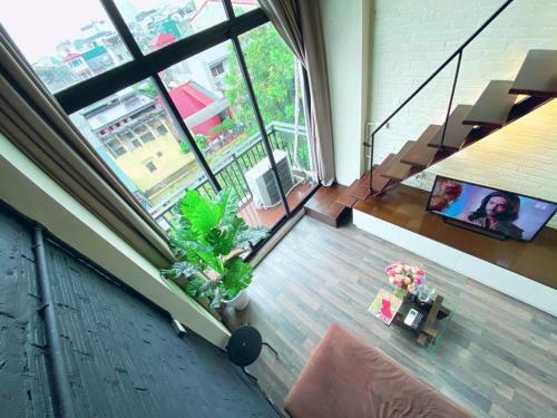 Mayhouse - Duplex Sky View 01hb