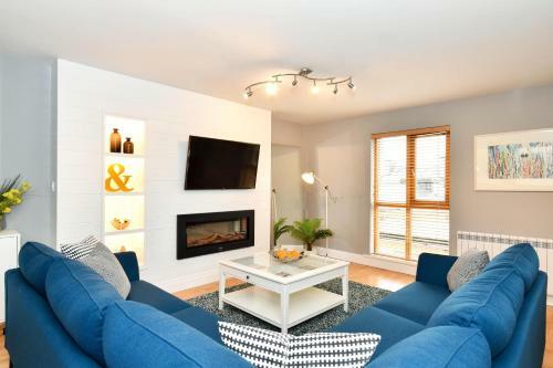 Apartamentos Tom Barry House
