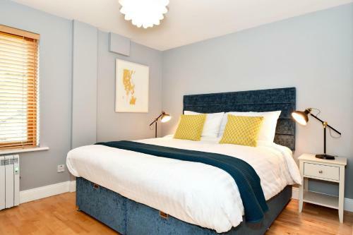 Apartamentos Tom Barry House