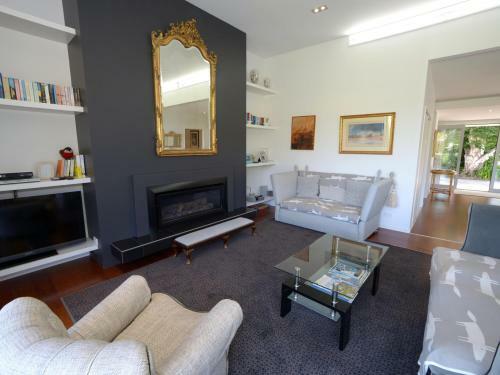 Akaroa Delight - Akaroa Holiday Home