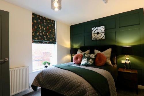 Hostal 5 Bed Home On Birdwell Road - Free Parking