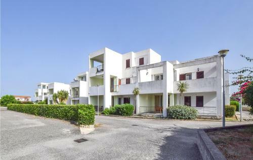 Awesome Apartment In Isca Marina With 2 Bedrooms