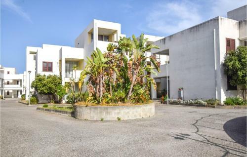 Awesome Apartment In Isca Marina With 2 Bedrooms