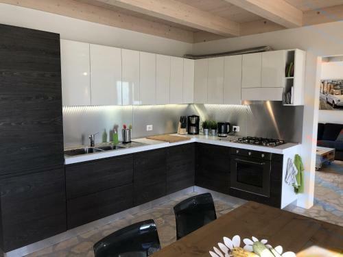 Luxurious Holiday Home In Bagni Di Lucca With Pool