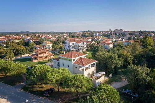 Apartments Rea