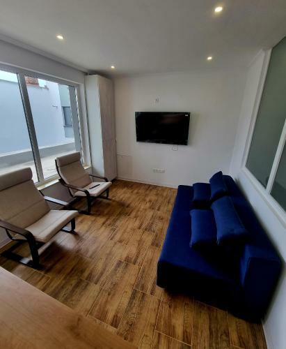 Rustic City Center Apartment