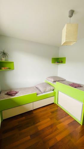 Apartment Mira