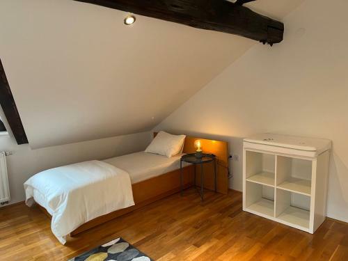 Apartamento Riverside Villa Avo