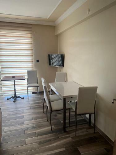 �?rpan Apart Otel