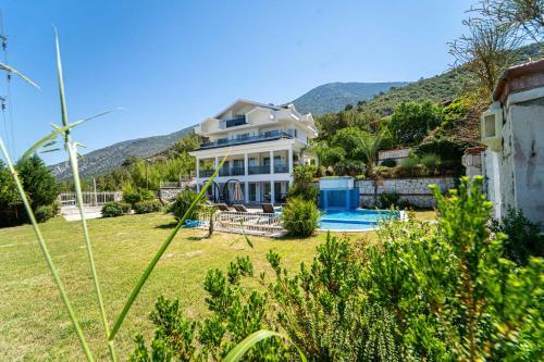 Villa Pleasant House With Private Pool In Fethiye