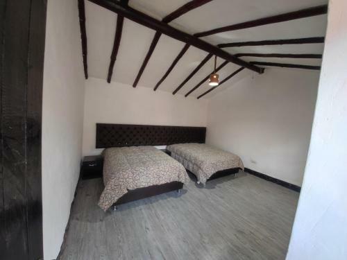 Hostal Apu Urubamba Hotel