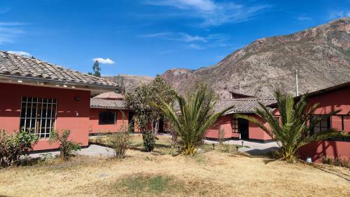 Hostal Apu Urubamba Hotel